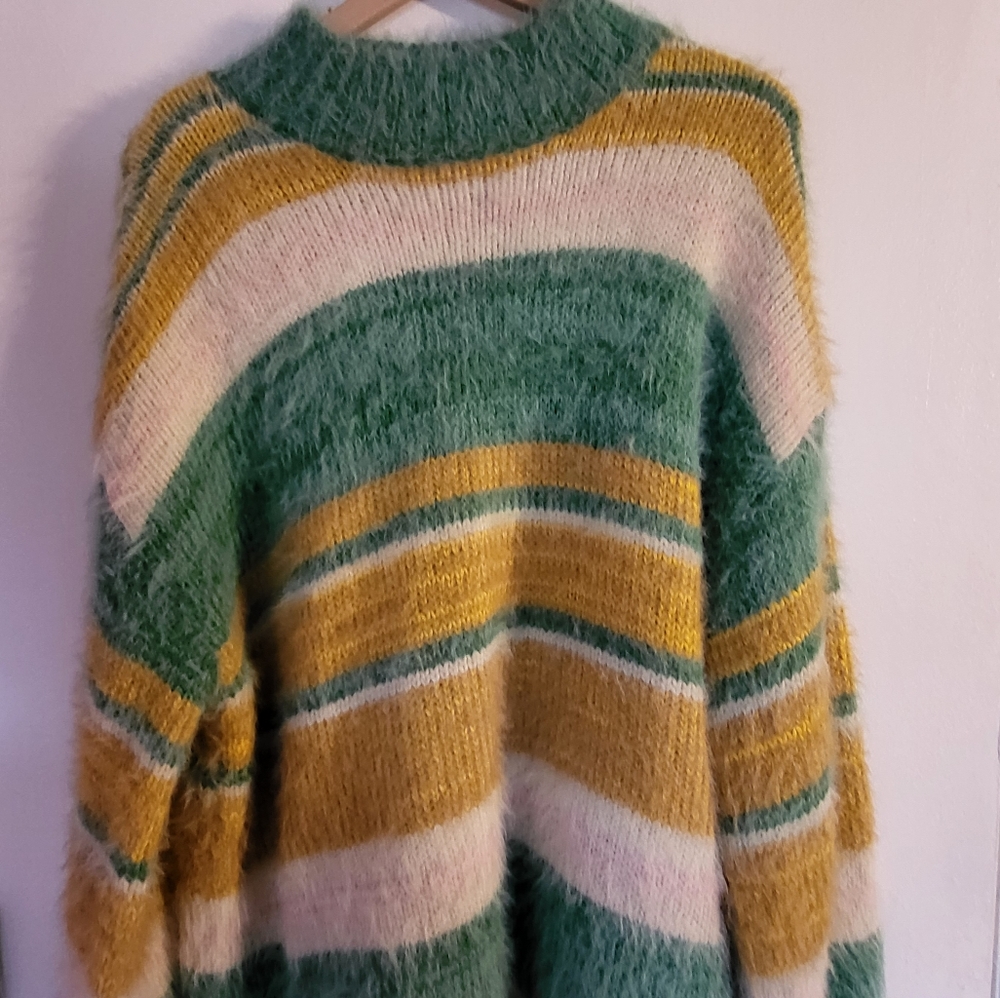 Kimchi Blue Sweater Large